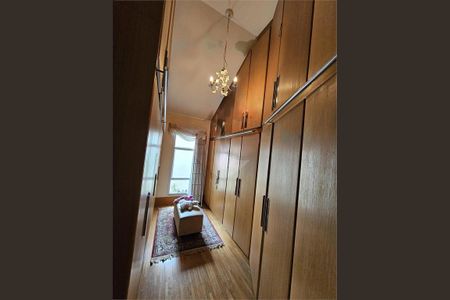 Casa à venda com 499m², 4 quartos e 4 vagas