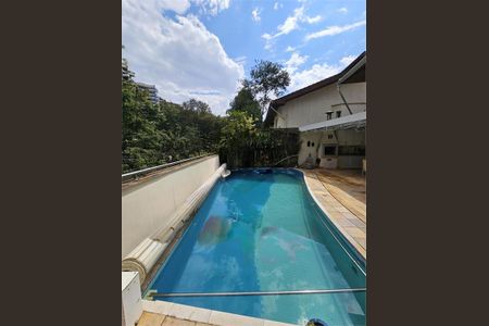 Casa à venda com 499m², 4 quartos e 4 vagas