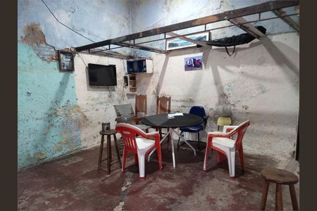 Casa à venda com 1 quarto, 220m² em Jardim Japao, São Paulo