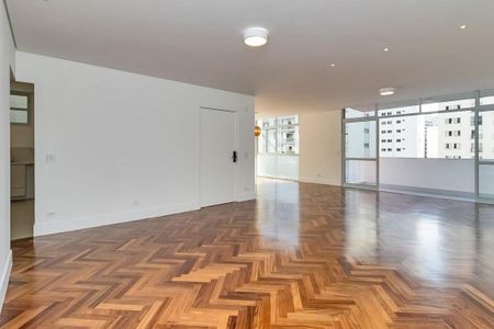 Apartamento à venda com 233m², 3 quartos e 1 vaga