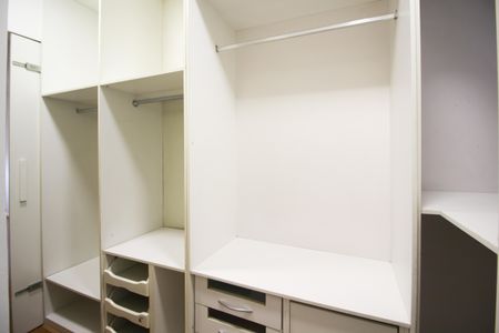 Apartamento à venda com 120m², 2 quartos e 1 vagaCloset da Suíte