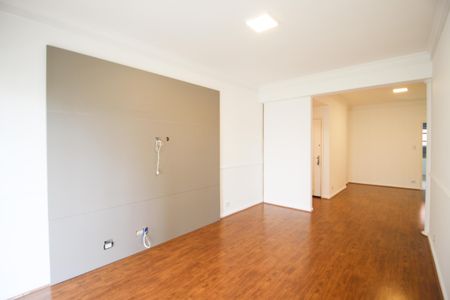 Apartamento à venda com 120m², 2 quartos e 1 vagaSala