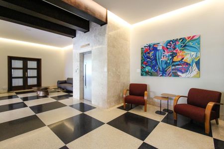 Apartamento à venda com 120m², 2 quartos e 1 vagaHall