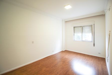 Apartamento à venda com 120m², 2 quartos e 1 vagaSuíte