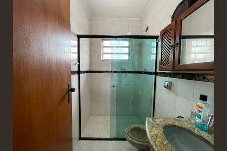Casa à venda com 349m², 5 quartos e 4 vagas Casa à venda com 349m², 5 quartos e 4 vagasBanheiro 3