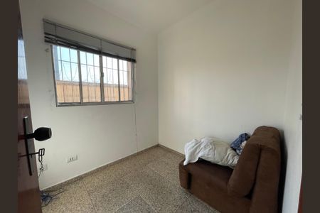 Casa à venda com 349m², 5 quartos e 4 vagas Casa à venda com 349m², 5 quartos e 4 vagasQuarto 4