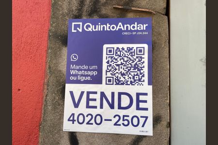 Casa à venda com 349m², 5 quartos e 4 vagas Casa à venda com 349m², 5 quartos e 4 vagasPlaquinha