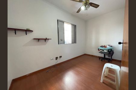 Casa à venda com 349m², 5 quartos e 4 vagas Casa à venda com 349m², 5 quartos e 4 vagasQuarto 2