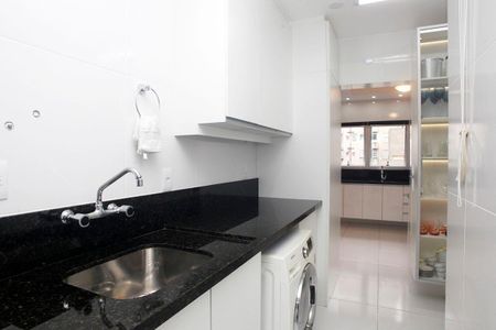 Apartamento à venda com 182m², 4 quartos e 1 vagaÁrea de Serviço