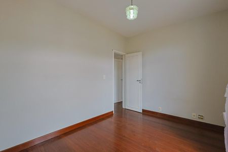 Apartamento para alugar com 140m², 3 quartos e 2 vagasQuarto 2