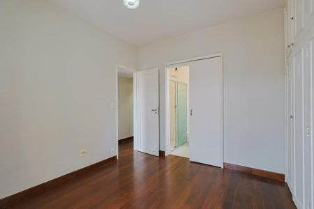 Apartamento para alugar com 140m², 3 quartos e 2 vagasQuarto 3