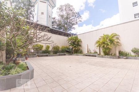 Apartamento à venda com 195m², 4 quartos e 3 vagas Apartamento à venda com 195m², 4 quartos e 3 vagasÁrea comum