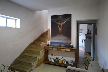 Casa à venda com 140m², 2 quartos e 2 vagasSala