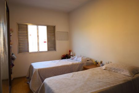 Casa à venda com 140m², 2 quartos e 2 vagasQuarto 1