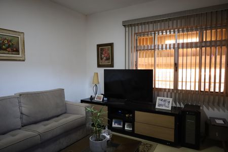 Sala de casa à venda com 2 quartos, 140m² em Cupecê, São Paulo