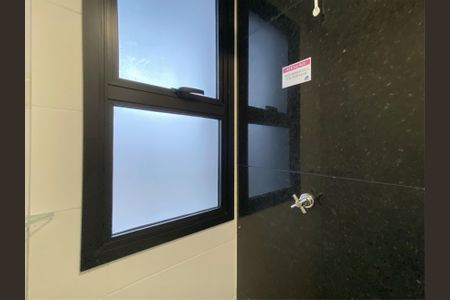 Apartamento para alugar com 150m², 3 quartos e 4 vagas Apartamento para alugar com 150m², 3 quartos e 4 vagasBanheiro de serviço