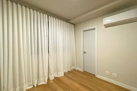 Apartamento para alugar com 150m², 3 quartos e 4 vagas Apartamento para alugar com 150m², 3 quartos e 4 vagasSuíte 3
