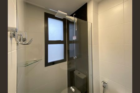 Apartamento para alugar com 150m², 3 quartos e 4 vagas Apartamento para alugar com 150m², 3 quartos e 4 vagasBanheiro de serviço