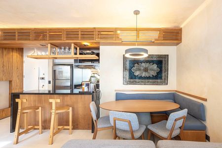 Apartamento à venda com 103m², 2 quartos e 2 vagas Apartamento à venda com 103m², 2 quartos e 2 vagasSala