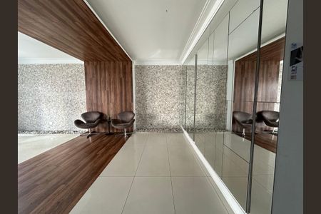 Apartamento à venda com 57m², 2 quartos e 1 vaga Apartamento à venda com 57m², 2 quartos e 1 vagaHall de entrada