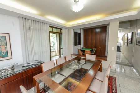 Apartamento para alugar com 155m², 4 quartos e 3 vagasSala