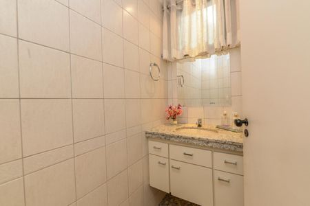 Apartamento para alugar com 155m², 4 quartos e 3 vagasBanheiro