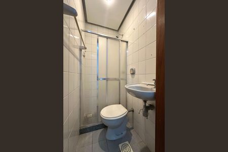Apartamento à venda com 272m², 4 quartos e 2 vagas Apartamento à venda com 272m², 4 quartos e 2 vagasBanheiro de serviço