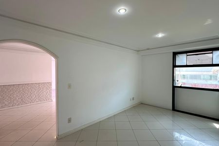 Apartamento à venda com 272m², 4 quartos e 2 vagas Apartamento à venda com 272m², 4 quartos e 2 vagasQuarto 01