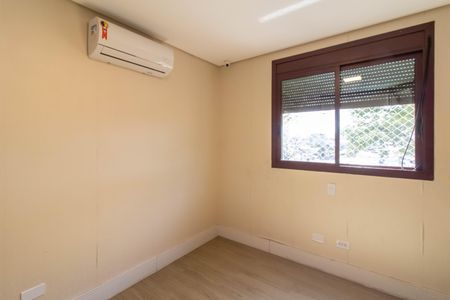 Apartamento à venda com 200m², 4 quartos e 3 vagas Apartamento à venda com 200m², 4 quartos e 3 vagasSuíte 2