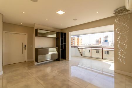 Apartamento à venda com 200m², 4 quartos e 3 vagas Apartamento à venda com 200m², 4 quartos e 3 vagasSala