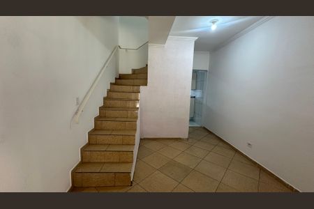 Casa à venda com 66m², 2 quartos e 1 vagaSala