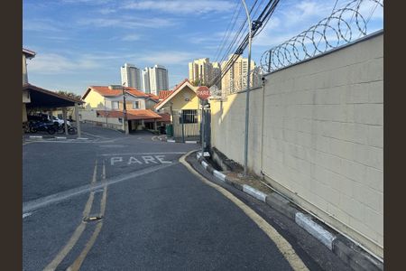 Casa à venda com 66m², 2 quartos e 1 vaga Casa à venda com 66m², 2 quartos e 1 vagaFachada e portaria