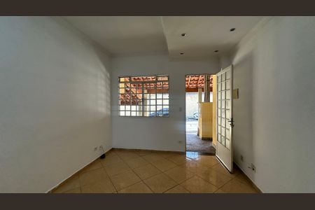 Sala de casa à venda com 2 quartos, 66m² em Jardim Regina Alice, Barueri