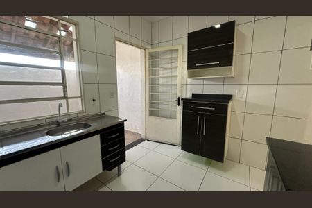 Casa à venda com 66m², 2 quartos e 1 vaga Casa à venda com 66m², 2 quartos e 1 vagaCozinha