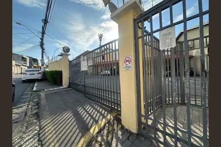 Casa à venda com 66m², 2 quartos e 1 vaga Casa à venda com 66m², 2 quartos e 1 vagaFachada e portaria