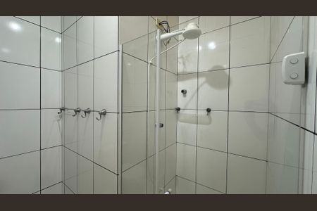 Casa à venda com 66m², 2 quartos e 1 vaga Casa à venda com 66m², 2 quartos e 1 vagaBanheiro