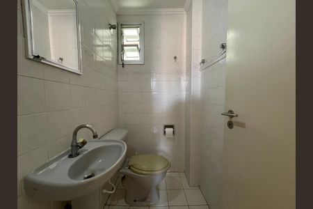 Apartamento à venda com 78m², 3 quartos e 1 vaga Apartamento à venda com 78m², 3 quartos e 1 vagaBanheiro Social