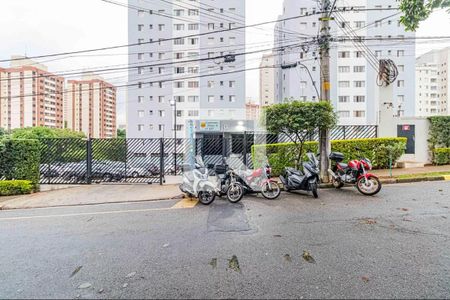 Apartamento à venda com 78m², 3 quartos e 1 vaga Apartamento à venda com 78m², 3 quartos e 1 vagaFachada e portaria