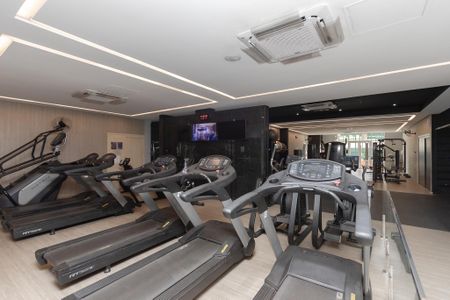 Apartamento à venda com 165m², 3 quartos e 2 vagas Apartamento à venda com 165m², 3 quartos e 2 vagasAcademia