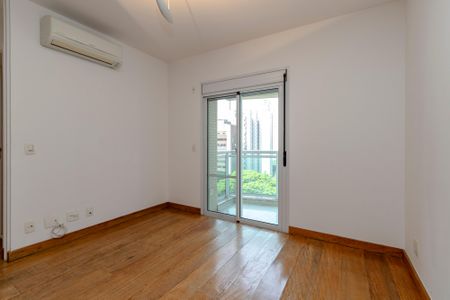 Apartamento à venda com 165m², 3 quartos e 2 vagas Apartamento à venda com 165m², 3 quartos e 2 vagasSuíte 1