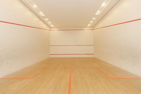 Apartamento à venda com 165m², 3 quartos e 2 vagas Apartamento à venda com 165m², 3 quartos e 2 vagasQuadra de Squash