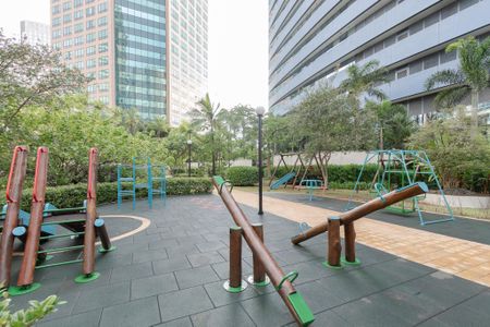 Apartamento à venda com 165m², 3 quartos e 2 vagas Apartamento à venda com 165m², 3 quartos e 2 vagasPlayground