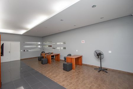 Apartamento à venda com 165m², 3 quartos e 2 vagas Apartamento à venda com 165m², 3 quartos e 2 vagasCoworking