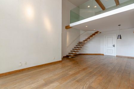 Apartamento à venda com 165m², 3 quartos e 2 vagas Apartamento à venda com 165m², 3 quartos e 2 vagasSala