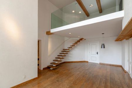 Apartamento à venda com 165m², 3 quartos e 2 vagas Apartamento à venda com 165m², 3 quartos e 2 vagasSala