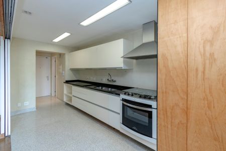 Apartamento à venda com 165m², 3 quartos e 2 vagas Apartamento à venda com 165m², 3 quartos e 2 vagasCozinha