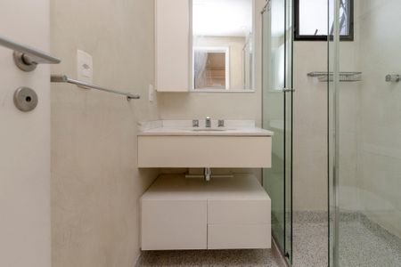 Apartamento à venda com 165m², 3 quartos e 2 vagas Apartamento à venda com 165m², 3 quartos e 2 vagasBanheiro da Suíte 2