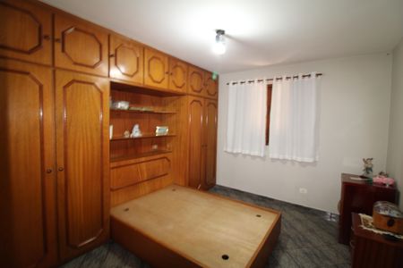Casa à venda com 120m², 3 quartos e 4 vagasQuarto 2