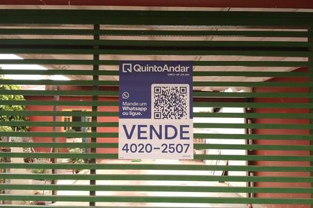 Casa à venda com 120m², 3 quartos e 4 vagas Casa à venda com 120m², 3 quartos e 4 vagasPlaca