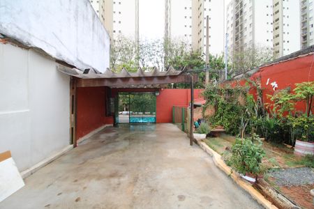 Casa à venda com 120m², 3 quartos e 4 vagasQuintal